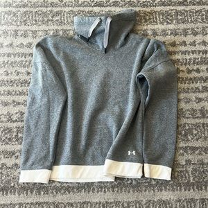 Under Armour Funnel Neck Pullover Sweater Size Small Color charcoal gray